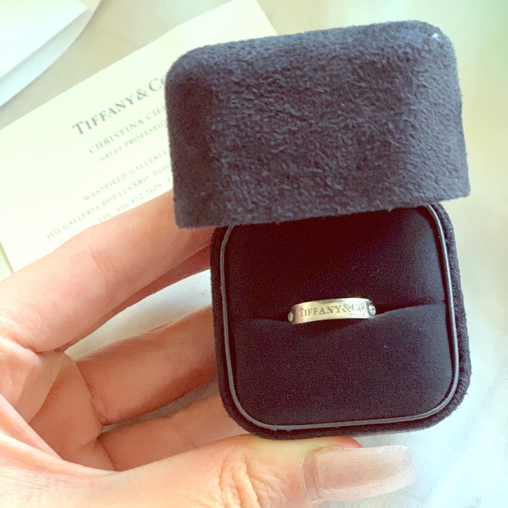 Tiffany & co platinum gold. Authentic.